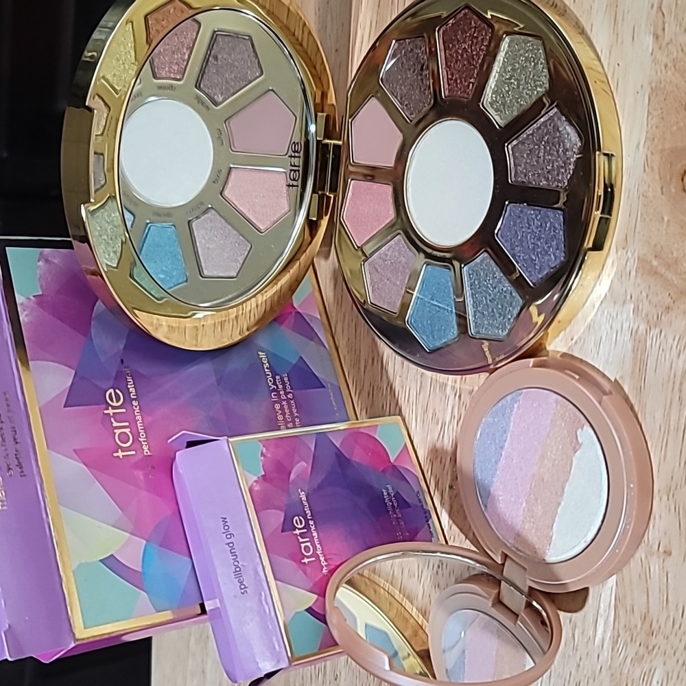 Tarte make believe in yourself palette & spellbound glow highlighter